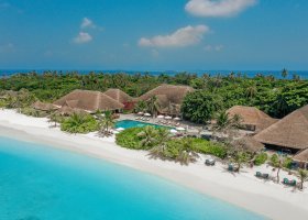 maledivy-hotel-kudafushi-275_ext_w_1.jpg