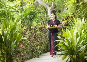 maledivy-hotel-kuramathi-island-resort-112_ext_w_1.jpg