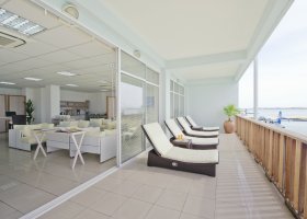 maledivy-hotel-kuramathi-island-resort-279_ext_w_1.jpg