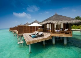 maledivy-hotel-kuramathi-island-resort-309_ext_w_1.jpg