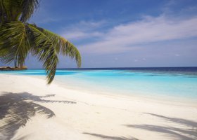 maledivy-hotel-lily-beach-resort-044_ext_w_1.jpg