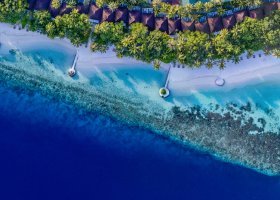 maledivy-hotel-lily-beach-resort-256_ext_w_1.jpg