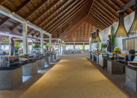 maledivy-hotel-meeru-island-resort-050_ext_w_2.jpg