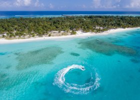 maledivy-hotel-meeru-island-resort-059_ext_w_2.jpg