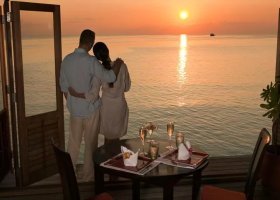 maledivy-hotel-meeru-maldives-290_ext_w_2.jpg
