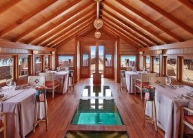 maledivy-hotel-milaidhoo-120_ext_w_1.jpg