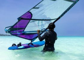 maledivy-hotel-niva-kuramathi-maldives-371_ext_w_1.jpg