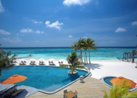 maledivy-hotel-oblu-sangeli-172_ext_w_1.jpg