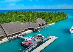maledivy-hotel-one-only-reethi-rah-136_ext_w_1.jpg