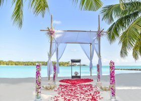 maledivy-hotel-one-only-reethi-rah-142_ext_w_1.jpg