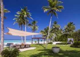 maledivy-hotel-one-only-reethi-rah-156_ext_w_1.jpg