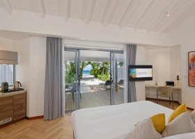 maledivy-hotel-outrigger-maafushivaru-144_ext_w_1.jpg