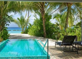maledivy-hotel-outrigger-maafushivaru-145_ext_w_1.jpg