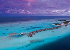 maledivy-hotel-ozen-life-maadhoo-489_ext_w_1.jpg