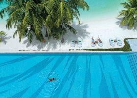 maledivy-hotel-ozen-life-maadhoo-497_ext_w_1.jpg