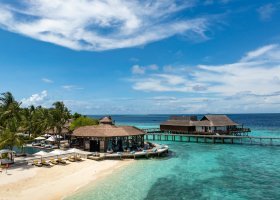 maledivy-hotel-ozen-reserve-bolifushi-235_ext_w_1.jpg