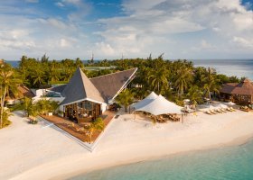 maledivy-hotel-ozen-reserve-bolifushi-244_ext_w_1.jpg