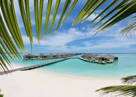 maledivy-hotel-paradise-island-resort-005_ext_w_2.jpg