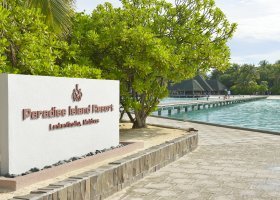 maledivy-hotel-paradise-island-resort-010_ext_w_2.jpg