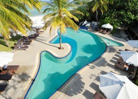maledivy-hotel-paradise-island-resort-015_ext_w_2.jpg