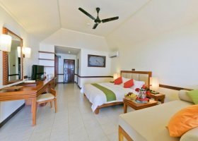 maledivy-hotel-paradise-island-resort-174_ext_w_2.jpg