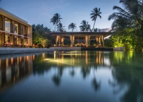 maledivy-hotel-park-hyatt-maldives-hadahaa-035_ext_w_1.jpg