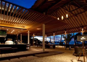 maledivy-hotel-park-hyatt-maldives-hadahaa-038_ext_w_1.jpg