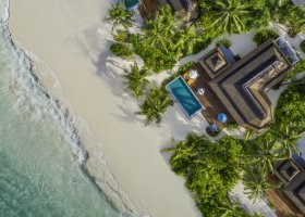 maledivy-hotel-pullman-maldives-maamutaa-135_ext_w_1.jpg
