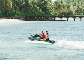 maledivy-hotel-pullman-maldives-maamutaa-243_ext_w_1.jpg