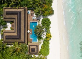 maledivy-hotel-pullman-maldives-maamutaa-266_ext_w_1.jpg