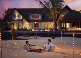maledivy-hotel-six-senses-kanuhura-674_ext_w_1.jpg