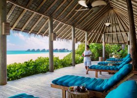 maledivy-hotel-six-senses-laamu-118_ext_w_1.jpg