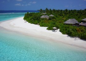 maledivy-hotel-six-senses-laamu-277_ext_w_1.jpeg