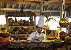 maledivy-hotel-six-senses-laamu-311_ext_w_1.jpeg