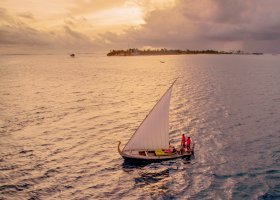 maledivy-hotel-six-senses-laamu-490_ext_w_1.jpg