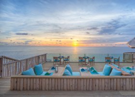 maledivy-hotel-soneva-fushi-spa-168_ext_w_1.jpg