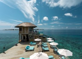 maledivy-hotel-soneva-fushi-spa-170_ext_w_1.jpg