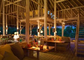 maledivy-hotel-soneva-fushi-spa-176_ext_w_1.jpg