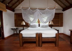 maledivy-hotel-soneva-fushi-spa-331_ext_w_1.jpg