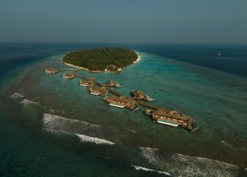 maledivy-hotel-soneva-fushi-spa-465_ext_w_1.jpg