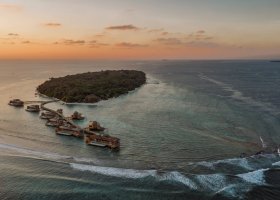 maledivy-hotel-soneva-fushi-spa-466_ext_w_1.jpg