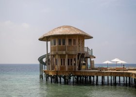 maledivy-hotel-soneva-fushi-spa-491_ext_w_1.jpg
