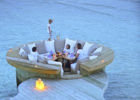 maledivy-hotel-soneva-jani-001_ext_w_1.jpg