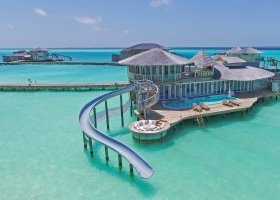 maledivy-hotel-soneva-jani-070_ext_w_1.jpg