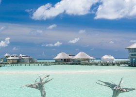 maledivy-hotel-soneva-jani-085_ext_w_1.jpg