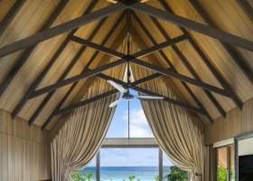 maledivy-hotel-st-regis-vommuli-025_ext_w_1.jpg