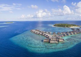 maledivy-hotel-st-regis-vommuli-036_ext_w_1.jpg