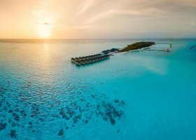 maledivy-hotel-summer-island-096_ext_w_2.jpg