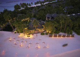 maledivy-hotel-sun-siyam-iru-fushi-348_ext_w_1.jpg