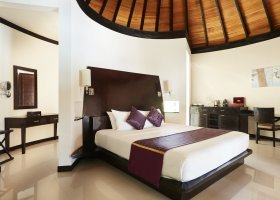 maledivy-hotel-sun-siyam-iru-fushi-380_ext_w_1.jpg